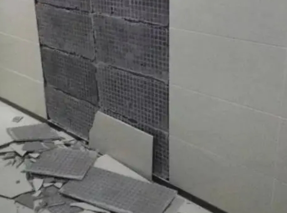 潜江瓷砖空鼓维修公司分享下潜江墙砖松动维修的知识